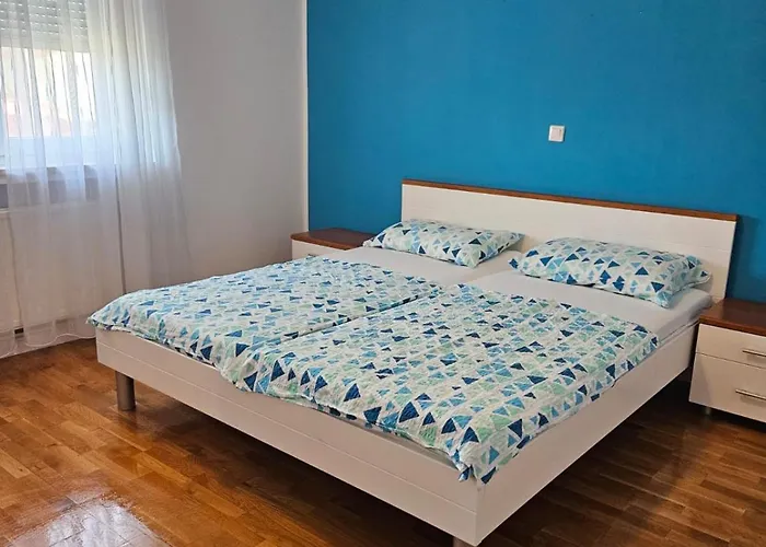 Апартаменты Petar *