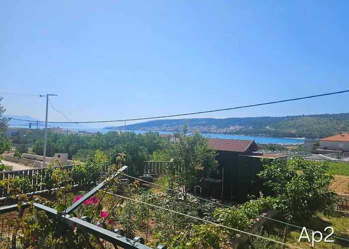 Petar Апартаменты Трогир